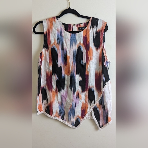 Dkny Tops - DKNY 100% Linen Asymmetrical Sleeveless Fringe Hem Blouse Women's Medium